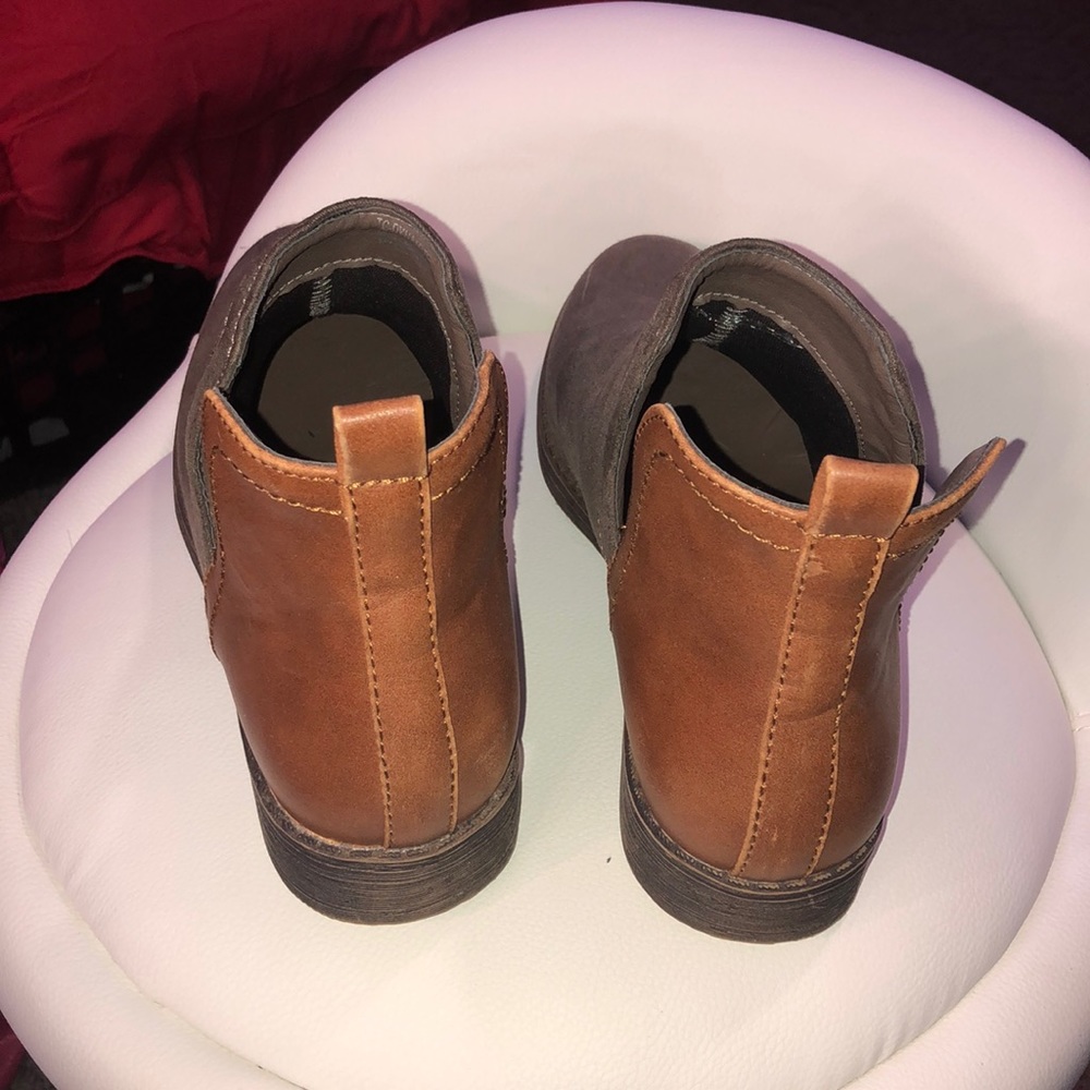 Chelsea Boot - Picture 5 of 10